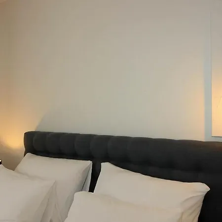 Prisca Comfortable * Nedeščina